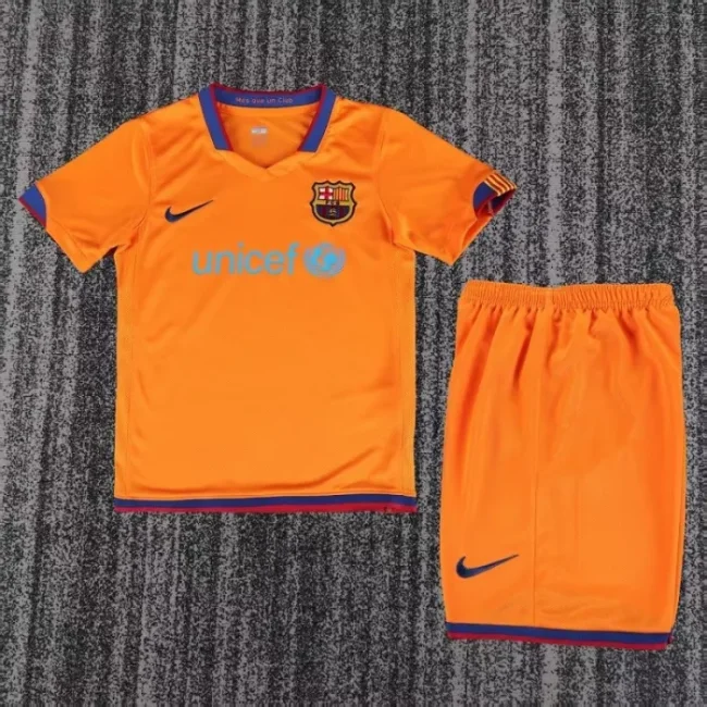 Retro 06/07 Barcelona Away kids kit