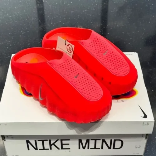 Nike mind slippers