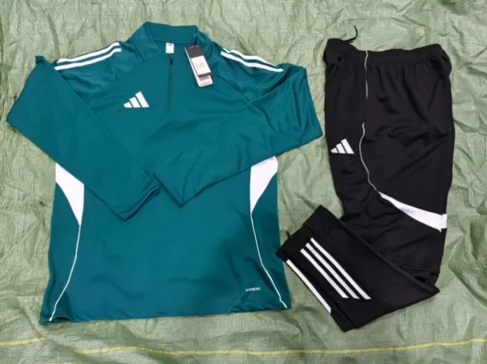 26/27 Adidas  Adult  training suit green
