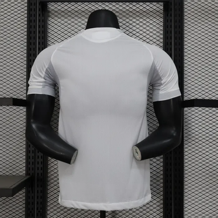 25/26 Real Madrid home Player Version