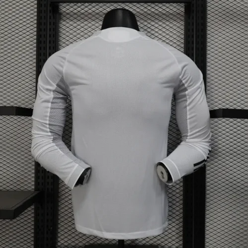 25/26 Real Madrid home Player Version long sleeves