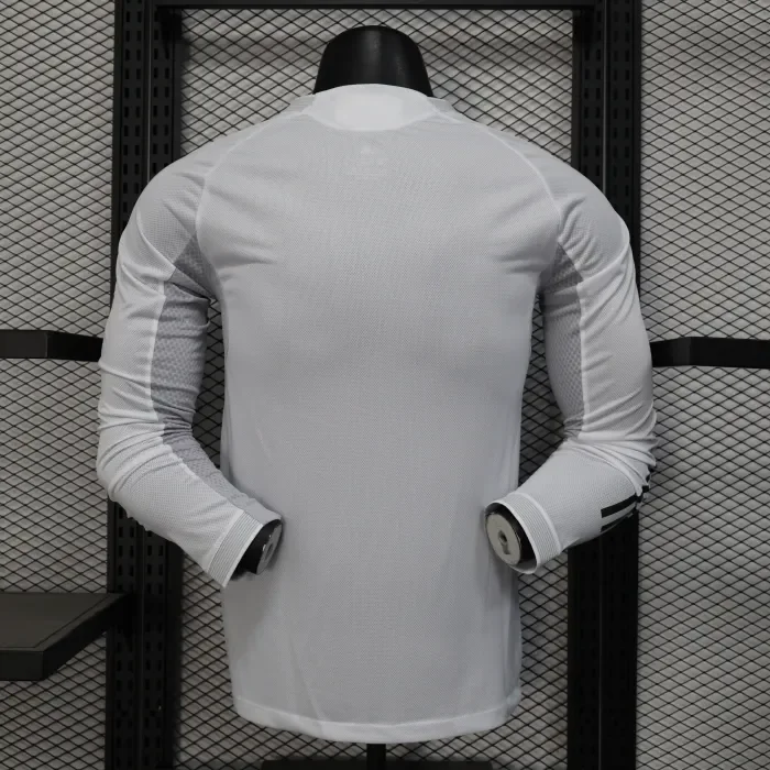 25/26 Real Madrid home Player Version long sleeves