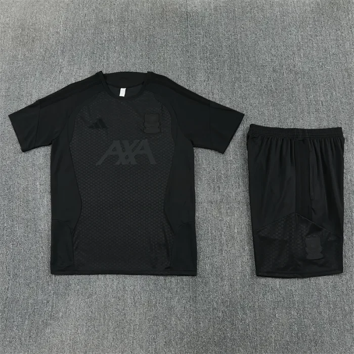26/27 Liverpool Short sleeve training suit black