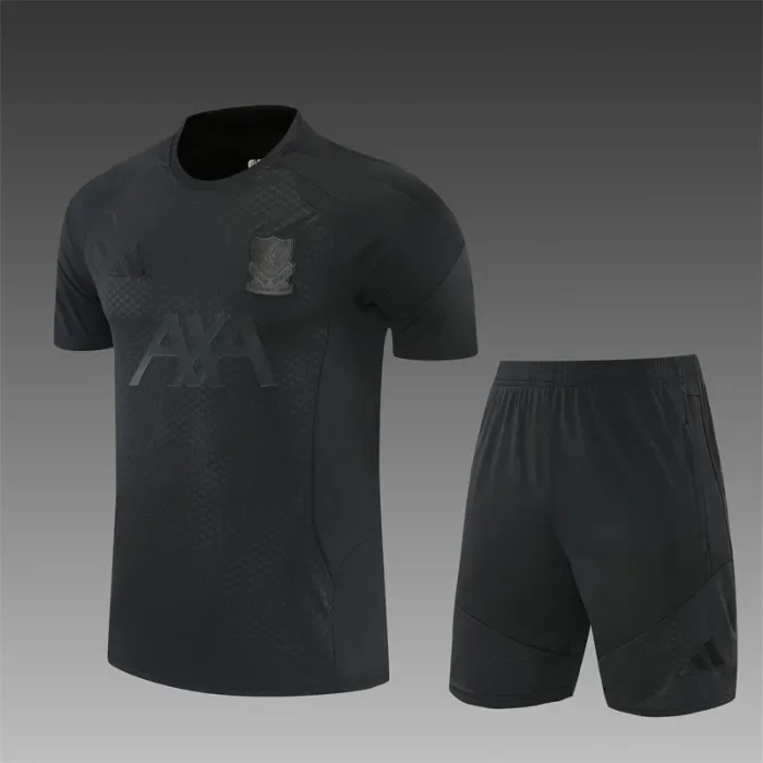 26/27 Liverpool Short sleeve training suit black
