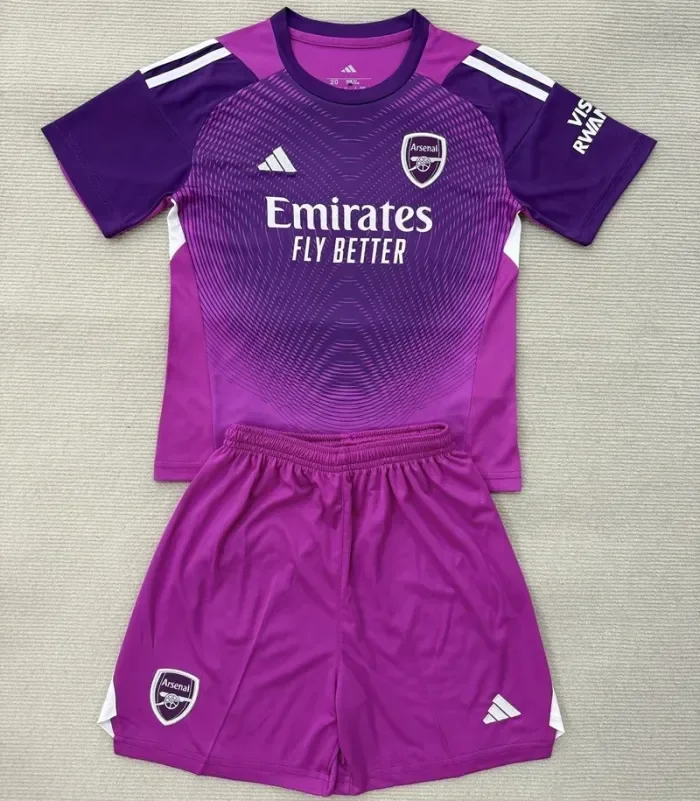 25/26 Arsenal goalkeeper Adult Set