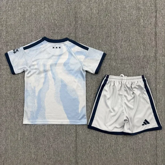2627 Ajax third kids kit