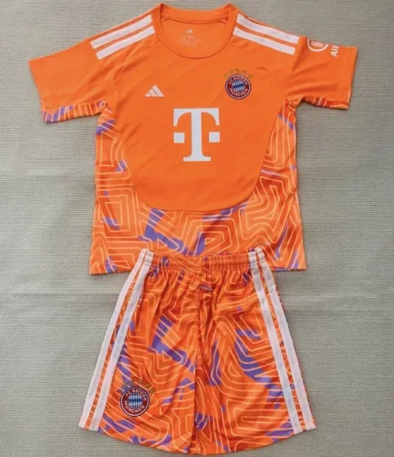26/27 bayern munich Goalkeeper kids kit