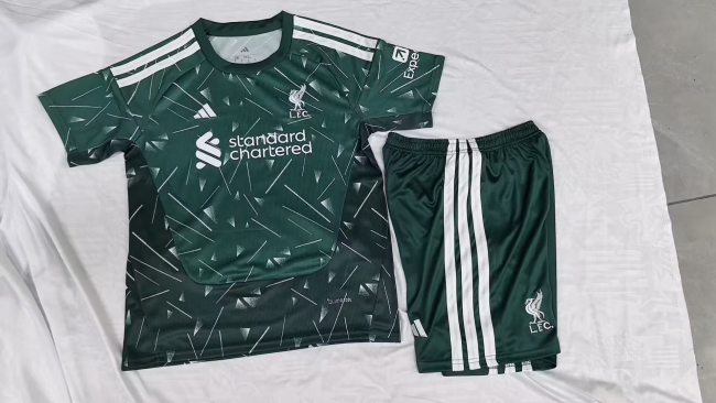 26/27 Liverpool Third kids kit green