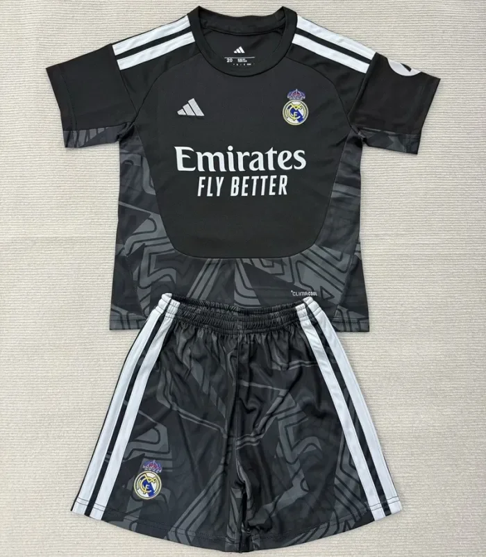 26/27 Real Madrid goalkeeper Adult Set black