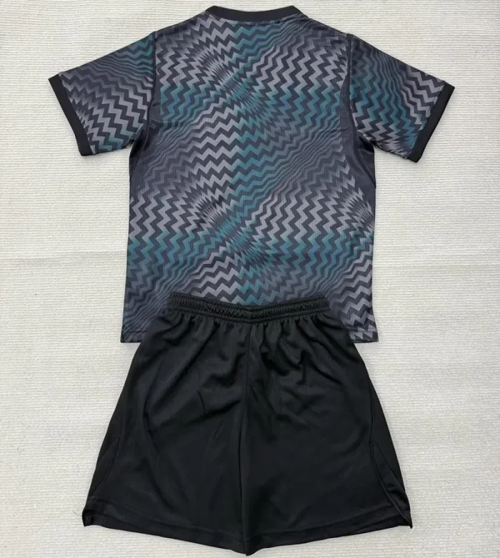 26/27 Chelsea goalkeeper kids kit black