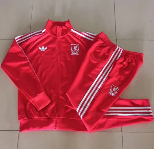 26/27 Liverpool Adult jacket red