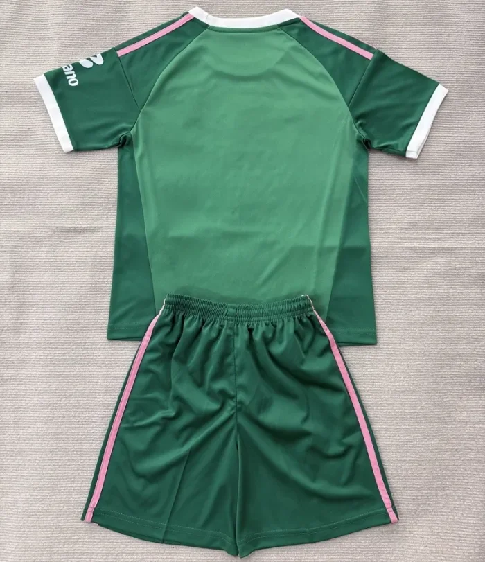 26/27 Aston Villa goalkeeper kids kit green