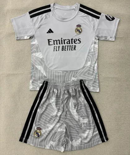26/27 Real Madrid goalkeeper Adult Set grey