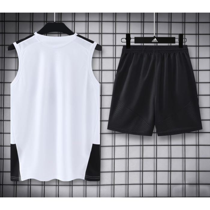 2627 Liverpool Training Jersey - White