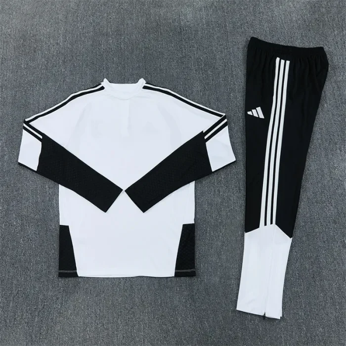 26/27 Juventus adult training suit white