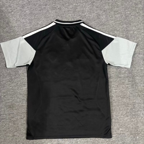26-27 Leeds United black and grey Polo shirt