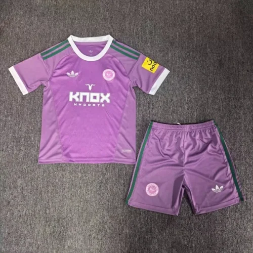 26/27 Newcastle United goalkeeper kids kit Pink