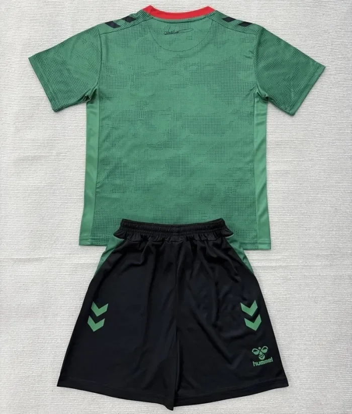 26/27 Sunderland goalkeeper kids kit green