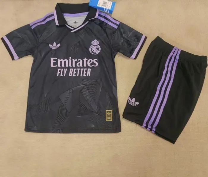 26/27 Real Madrid kids kit Special Edition