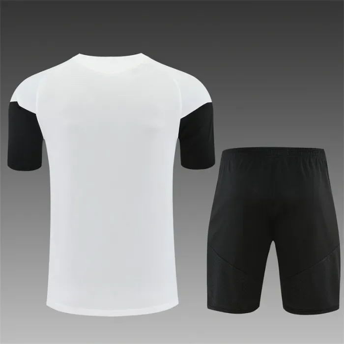 26/27 Liverpool Short sleeve training suit white