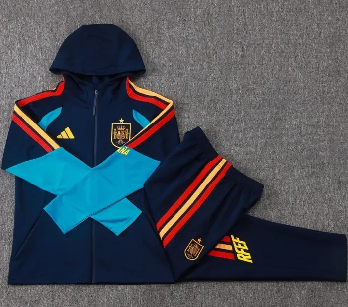 26/27 Spain Adult jacket wear a hat