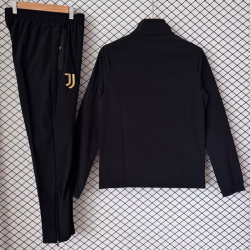 2627 Juventus Adult Black Jacket