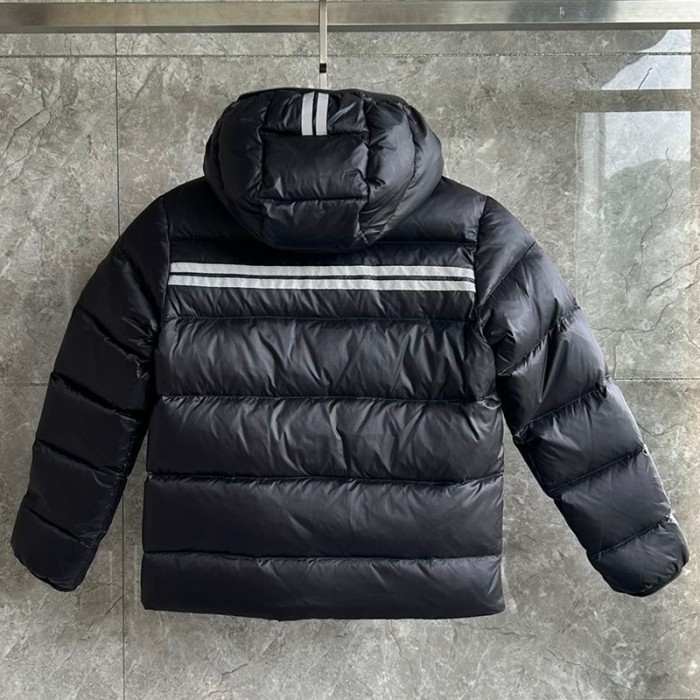 Canada Goose Crofton Kids Hooded Down Jacket – black