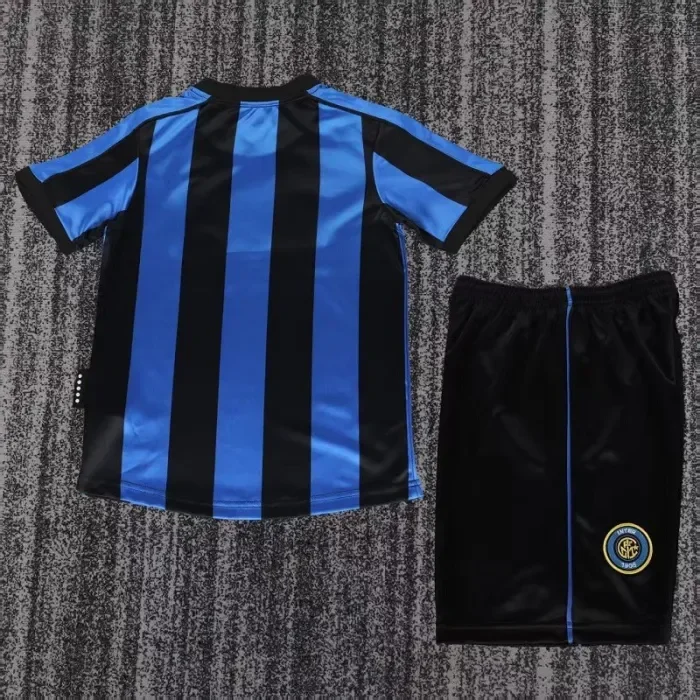 Retro 99/00 Inter Milan home kids kit