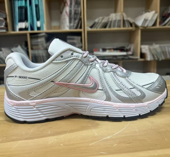 Nike P-9000