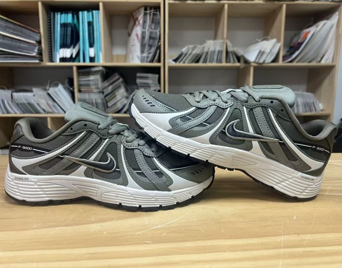 Nike P-9000