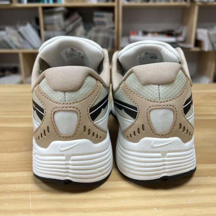 Nike P-9000