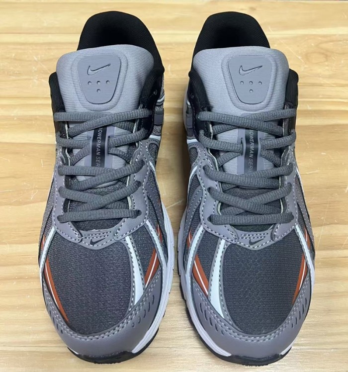 Nike P-9000