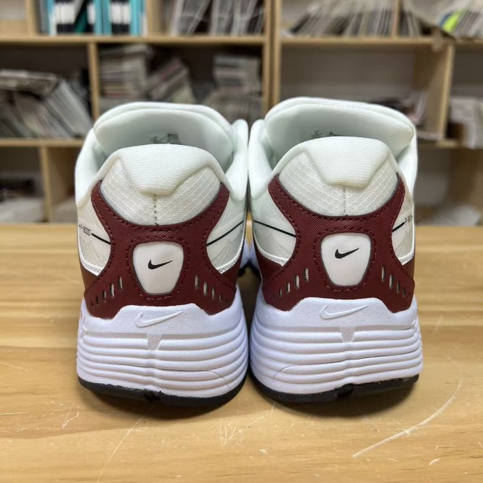 Nike P-9000