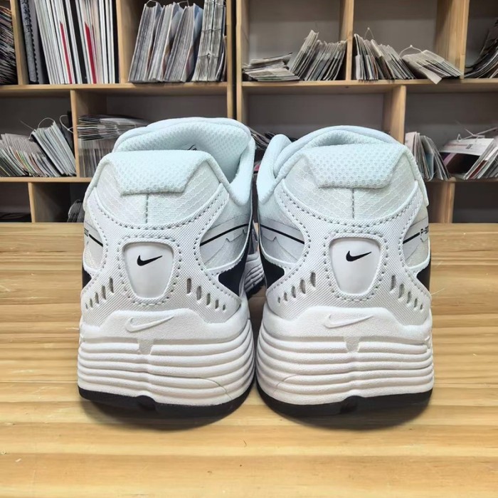 Nike P-9000