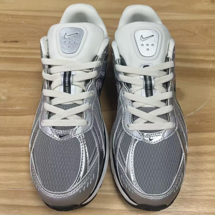 Nike P-9000