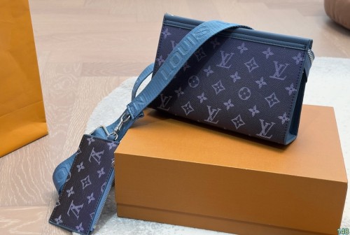 Split leather bag ,3A ,size 22x14cm,no box,  B68-45