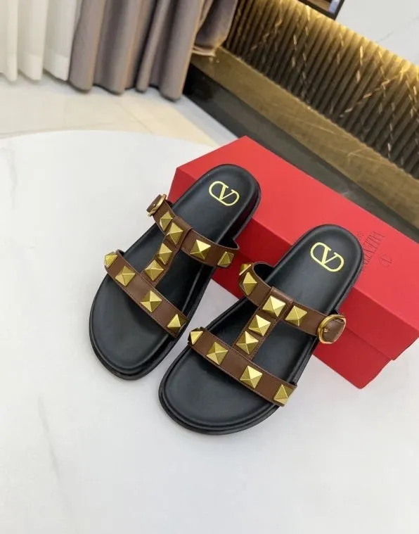 Flat leather sandals slippers , size 35-40 ,with box, SS70-1226-1231
