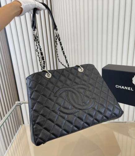 Split leather bag , AAA, no box , size 34X26cm, B75-2529