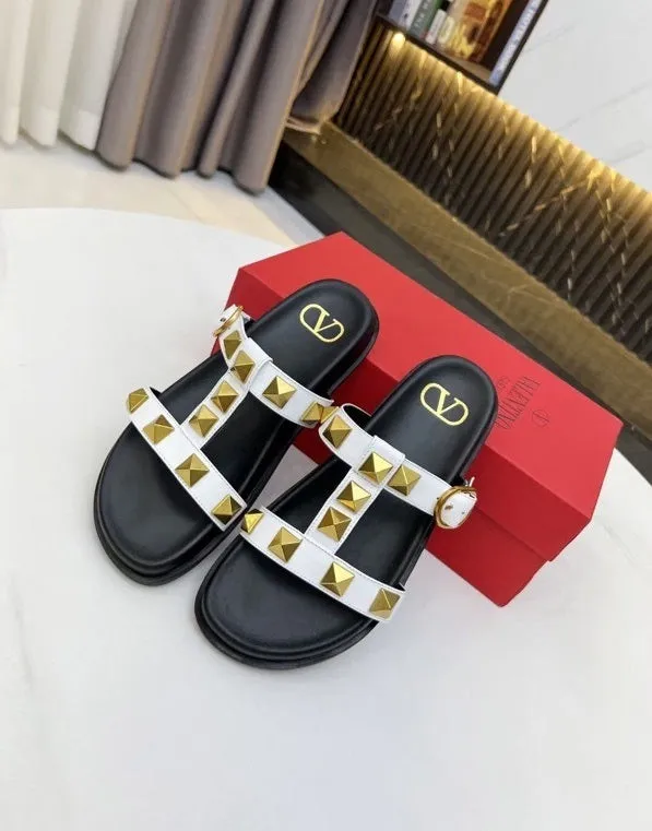 Flat leather sandals slippers , size 35-40 ,with box, SS70-1226-1231