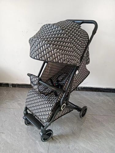Baby stroller Foldable car for newborns Children go out in strollers，HSE200-2