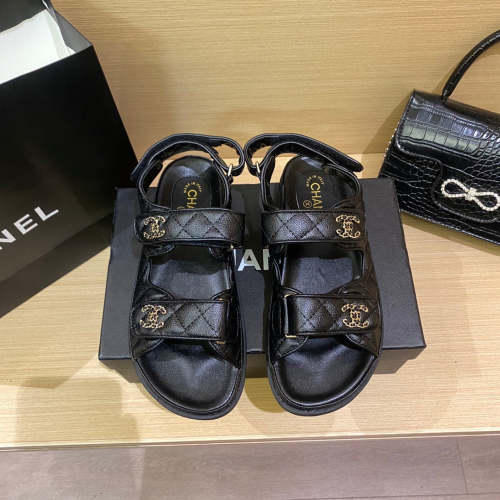 Flat leather sandals slippers , size 34-40 ,with box, SS60-1465