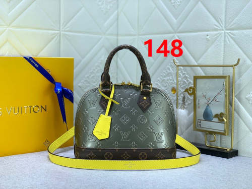 Alma Leather  bag ,5A , size 25x17.5x11.5cm ,no box,  B110-148