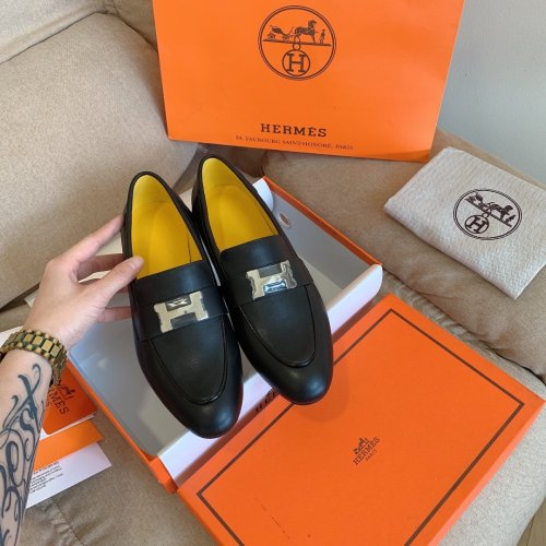 Women flat shoes, size 34-42, with box, SS70-1079