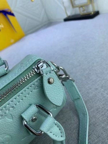 M82342   Nano Speedy bag  canvas leather  bags ,5A,size 16x10x7.5cm, no box, B88-1764