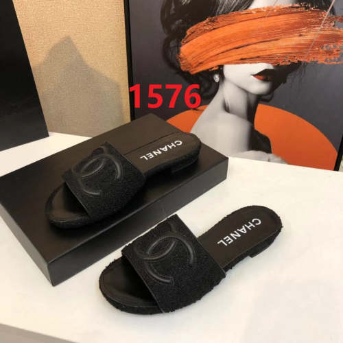 women leather sandals slippers , size 34-41 ,with box, SS60-1576-1577