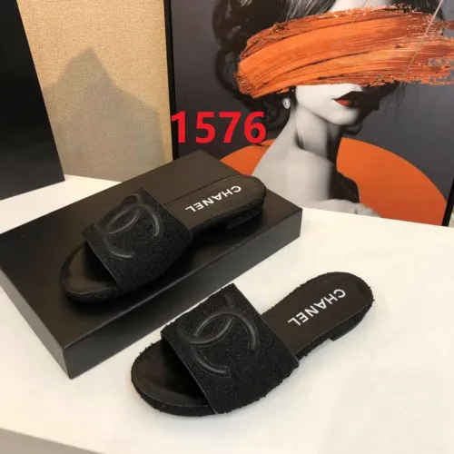 women leather sandals slippers , size 34-41 ,with box, SS60-1576-1577