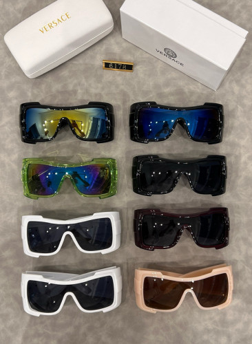Blue light blocking sunglasses with the box and case ,G25-946-953