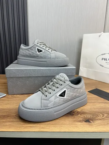 High quality men flat sneakers shoes, size 38-45, SS110-30