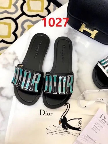 Flat leather sandals slippers , size 34-42 ,with box, SS50-1027