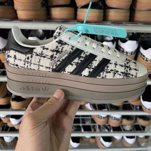 Women sneaker shoes,  size 35.5-40, SS60-2731-2755